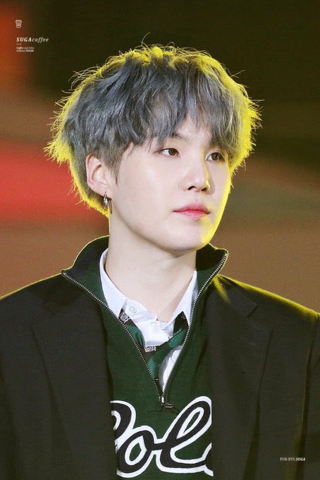 Silver/grey haired yoongi - a beautiful thread ♡