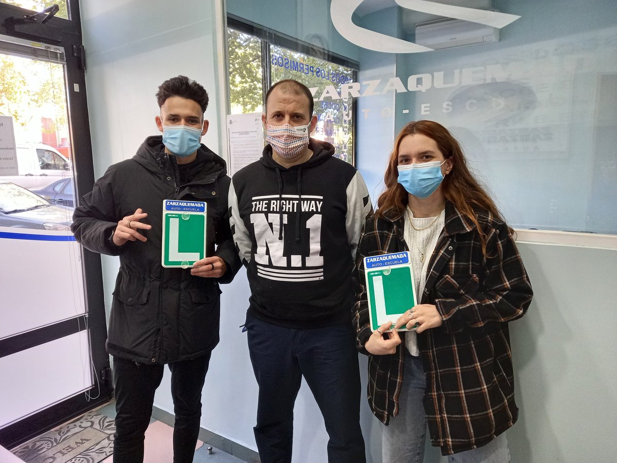 ¡¡Felicidades chicos!! 🚗👌

#autoescuela #autoescuelazarzaquemada #apto #coche