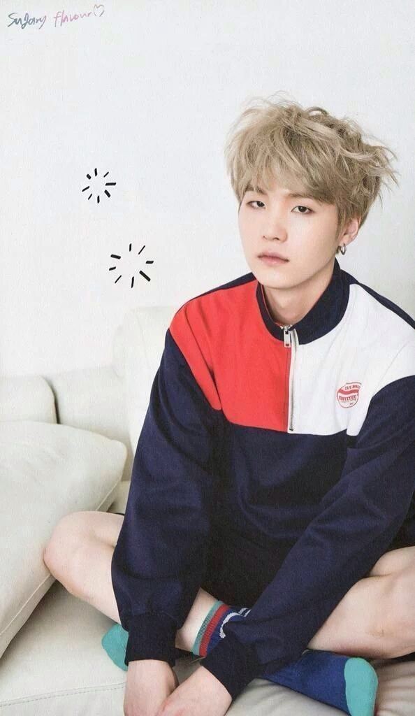 JJAKESSHIM's tweet photo. UNCLE SUGA omg ga sabarr liat suga gendong bayi😭🥺

#UncleSuga #SugarDaddySerious #SUGA #SugarDaddys #BANGTAN #방탄소년단 #syuga #슈가 #ARMY #Mutualankuy https://t.co/Xefx7hP5PX