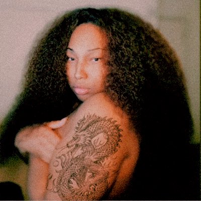 HaliaFlava's tweet photo. #NewProfilePic https://t.co/Rdi6i6BLC6