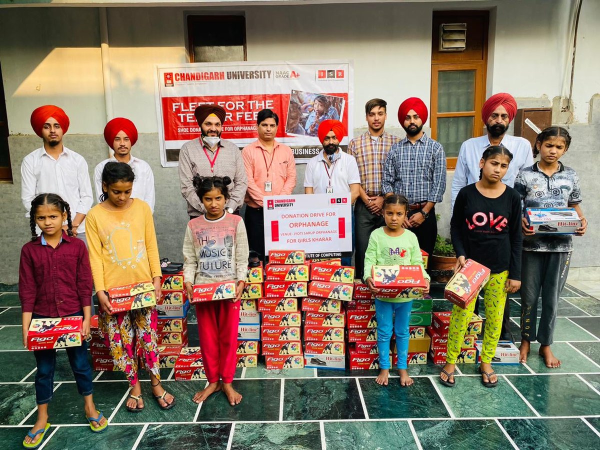 Chandigarh_uni's tweet photo. On the occassion of Giving Tuesday, University Institute of #Computing & University School of #Business, under the ISR activities, organized a Shoe Donation Drive for Orphanage at Jyoti Sarup Kanya Asra (A Home for Orphans and #HomelessGirls)
#ISR #InstituteSocialResponsibility https://t.co/8QFmoASt0B