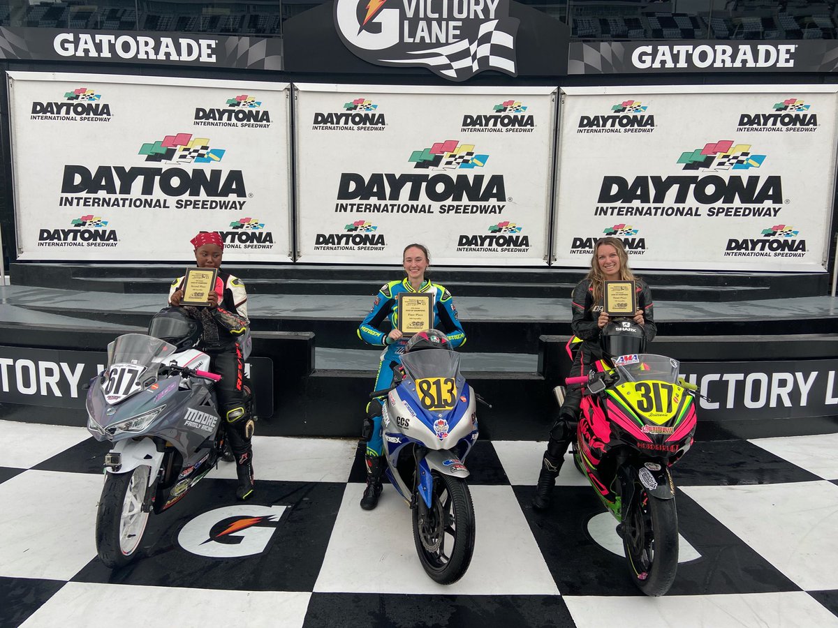 IzzoSink's tweet photo. MotoGirlGT Championship Winner’s at Daytona Oct. 17-18. MotoGirlGT Superbike 1st place Jessica Capizzi, 2nd place Nicole Goodrich, 3rd Jessica Martin, 4th place Brittanie LaPrade. MotoGirlGT 500 Superbike 1st place Nicole Ball, 2nd Mikayla Moore, 3rd place Brittanie LaPrade https://t.co/6aiKcTXS7z