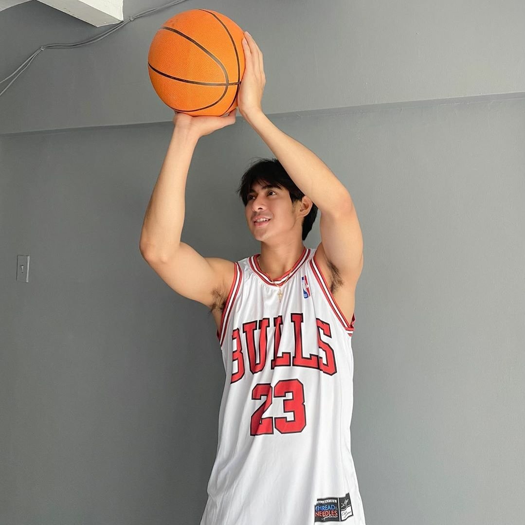 MyPhBoysLove's tweet photo. shoot that ball @genesis_redido
#InBetweenTheSeries https://t.co/NNex8DLZwe