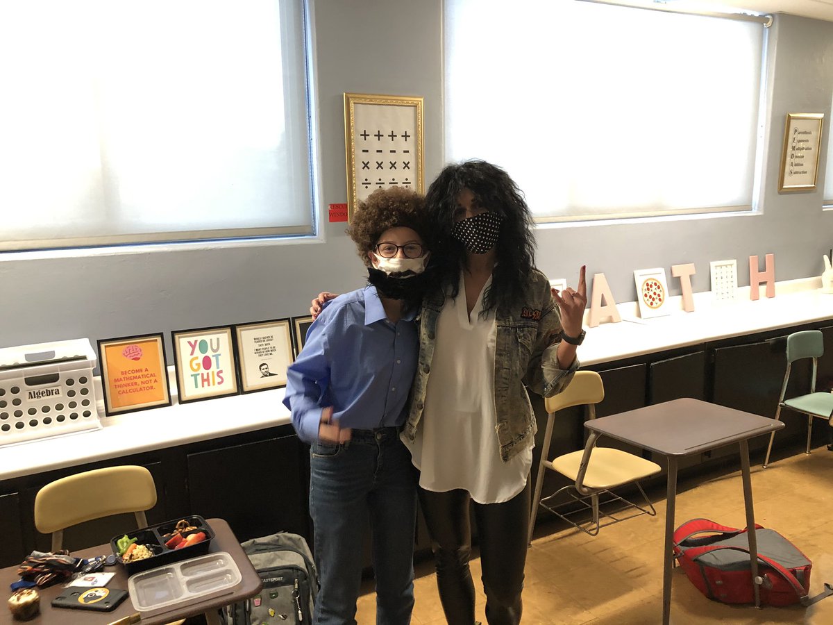 MissTederous's tweet image. Spirit Week —Halloween style! #80s #RockOn #8Blue #BMSPride 🎃💀👻