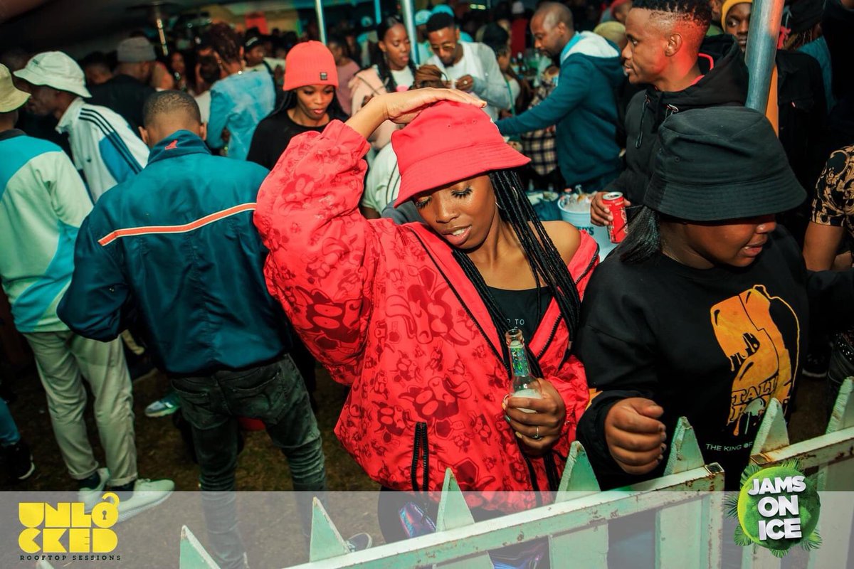 _iinewzikebM's tweet photo. Saturday we have our last  #UnlockedRoofTopSessions with our October resident Djs :

@KamoKaofela 
@Boisanza 
@deejay_hudson 
@Keki89dB 
@DJZeroSA_ 
@LegendaryCrisp 
Jingles 

🥂🌈 https://t.co/OKwglxyMmW