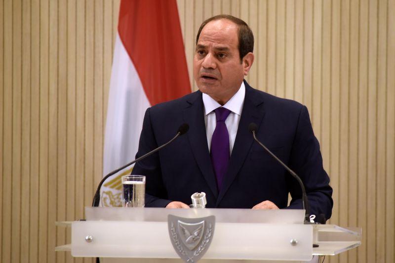 El Presidente de Egipto Sisi se une también a las críticas a Macron, ha declarado que la libertad de expresión tiene que "parar" si ofende a los musulmanes.