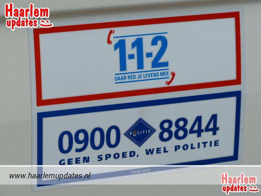 Een 14-jarige jongen uit Haarlem werd woensdagavond het slachtoffer van een straatroof in het trappenhuis van parkeergarage De Kamp aan de Witstraat.