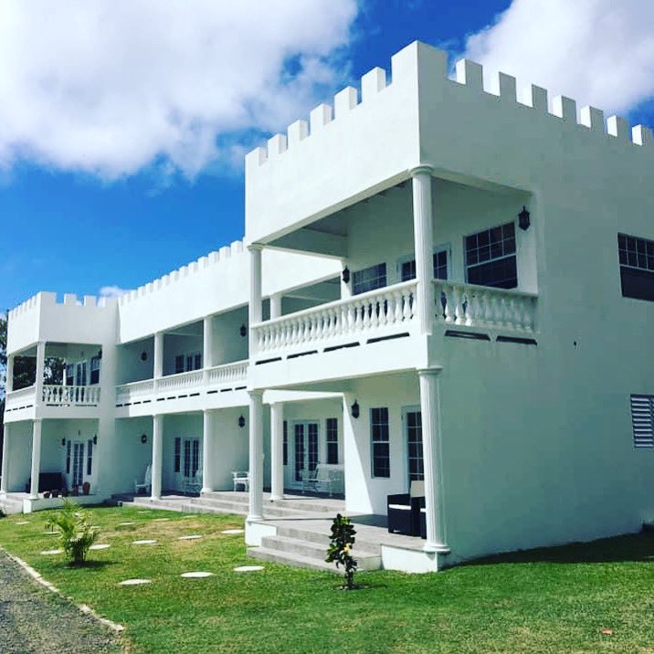 castlesinparadise.com                  #SaintLucia #LetHerInspireYou           Super comfortable, spacious apartments with breathtaking views...