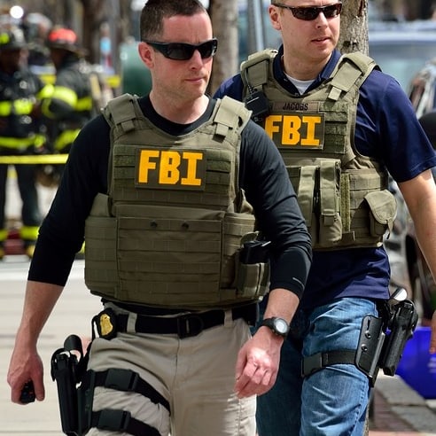 SpetznazX's tweet photo. #fbiswat #fbi #zggb #agents https://t.co/0f4ul85L6c