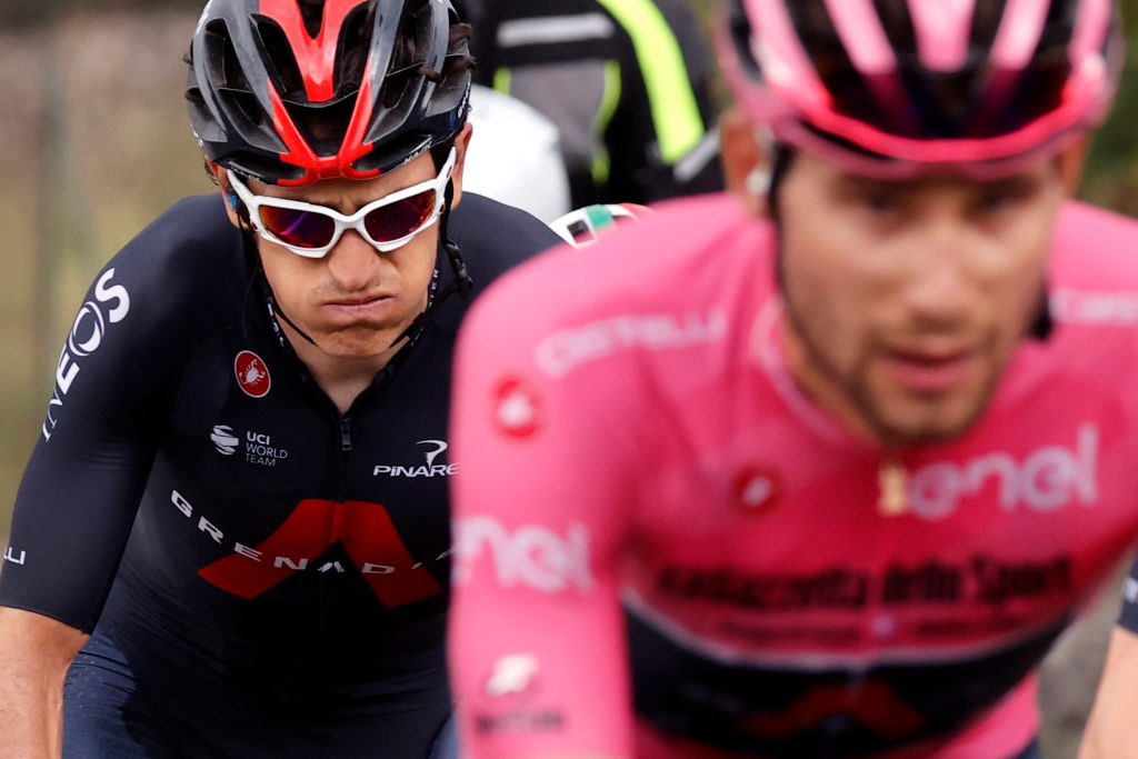 BBCSport's tweet photo. Geraint Thomas says he is looking forward to mentally "switching off" after a difficult time following his Giro d'Italia crash.

More: https://t.co/pjjlSyFaHK https://t.co/A05DUmzrN5