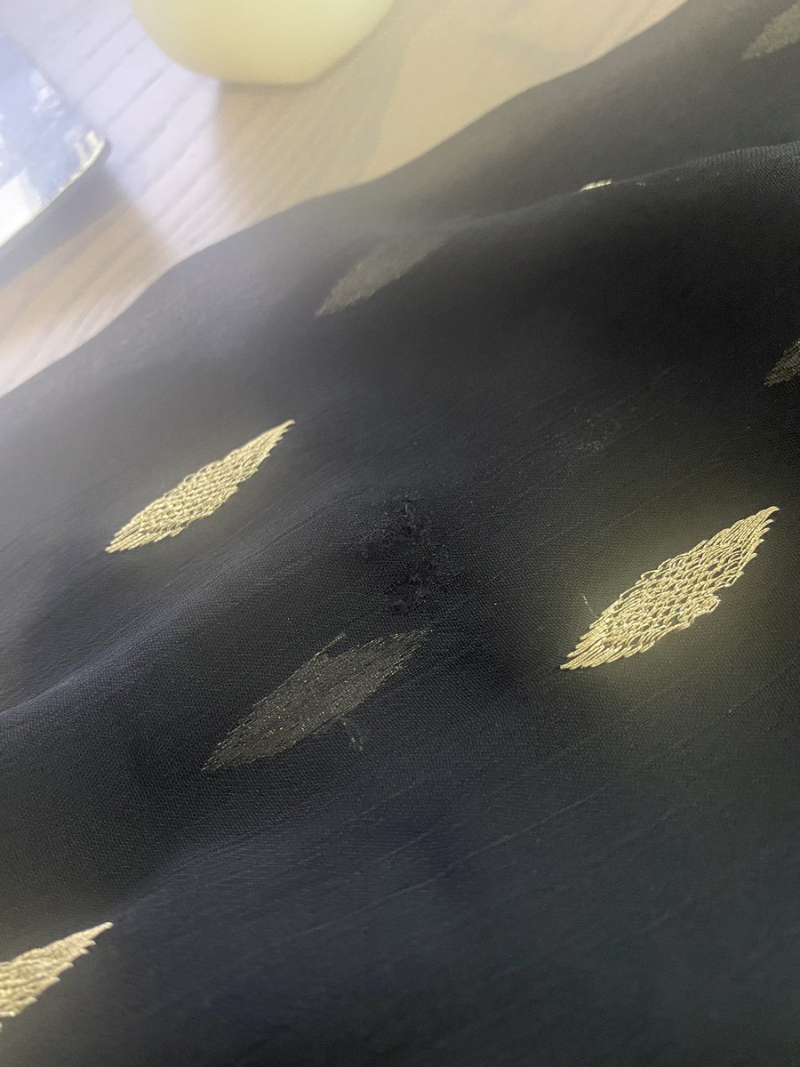 Jaimini22's tweet photo. @Wallis_Help I have received my order but the top is faulty! There is a snag on the sleeve! Love the top, can I have a replacement please? https://t.co/LG8VVf5pbG