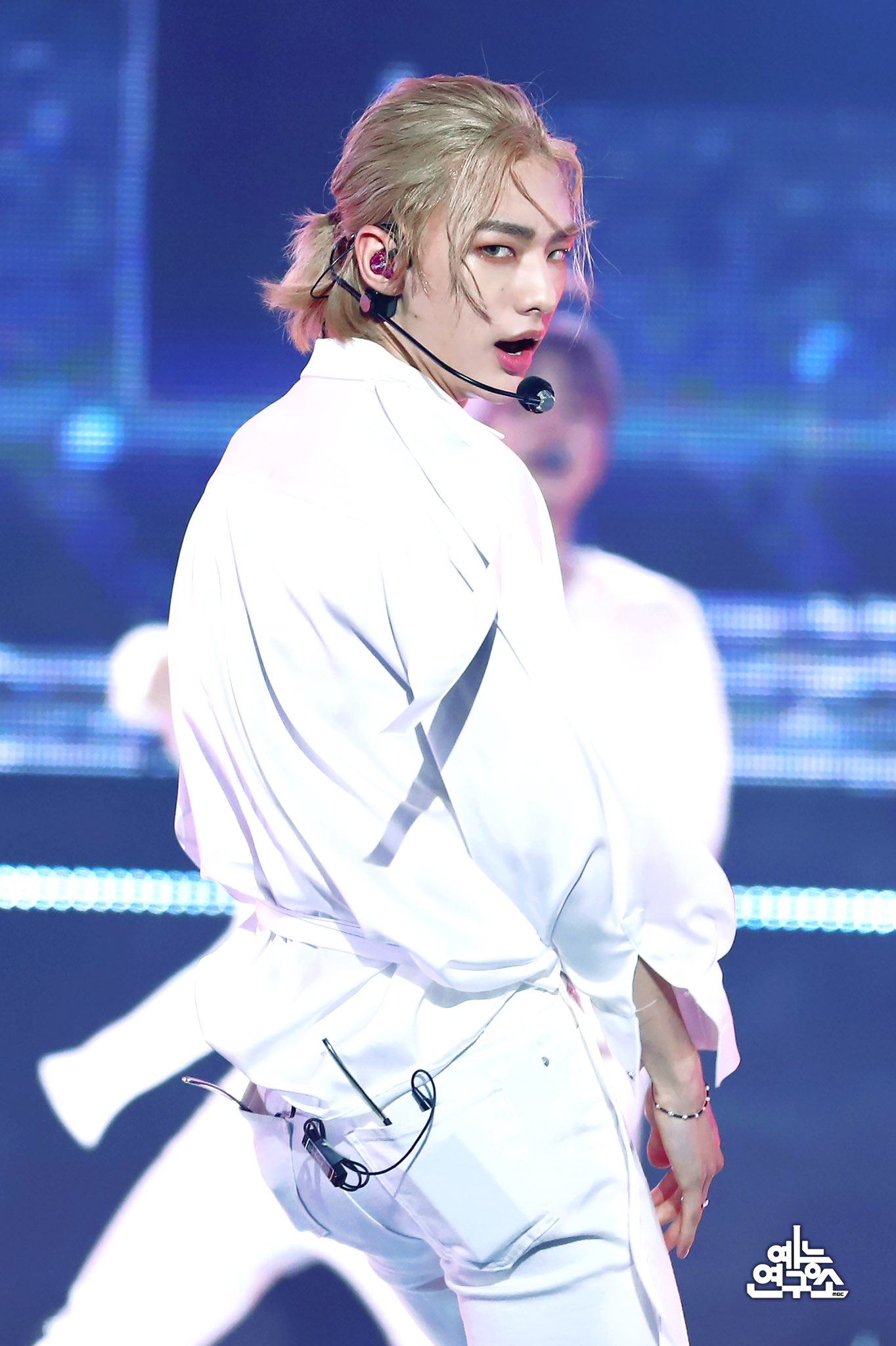 ちまっこ 金髪ロン毛になってから色んなアレンジをしてくれるようになった推しです ヒョンジン Hyunjin Straykids