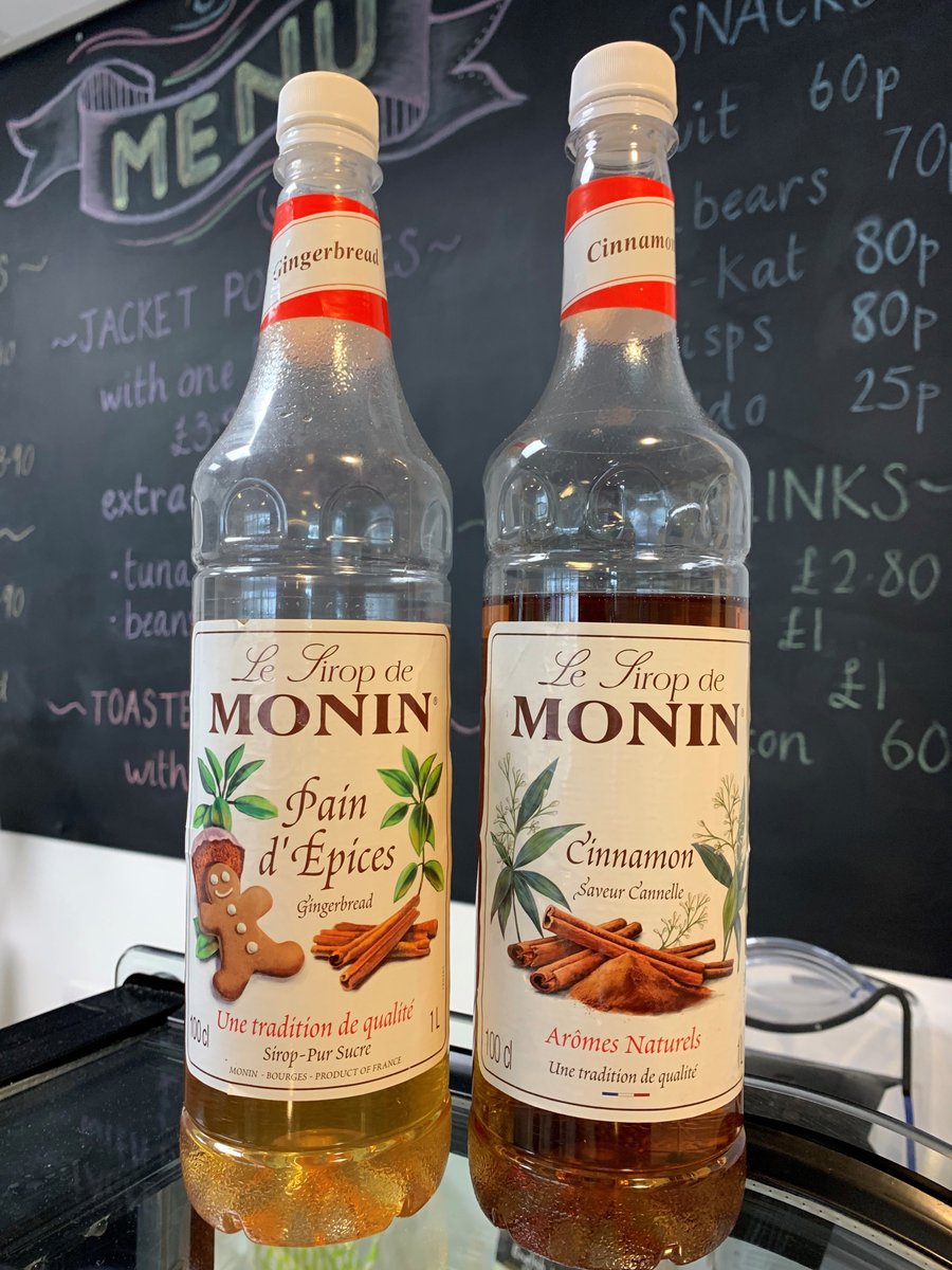 We are getting into the autumnal spirit with our cinnamon and gingerbread flavoured syrups! 

Next time you come to visit you should try a gingerbread latte! ☕

#flavouredcoffee #autumn #saletown