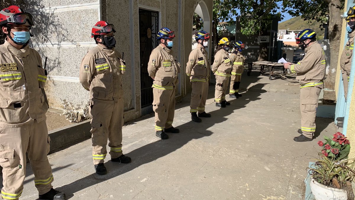 BomberosCarta's tweet photo. En el día de hoy mantenemos el recuerdo fiel a nuestros cofrades que ya no están junto a nosotros.. #bomberos ⁦@PrimeraCBCart⁩ ⁦@municartagena⁩ https://t.co/T7GPth1a7S