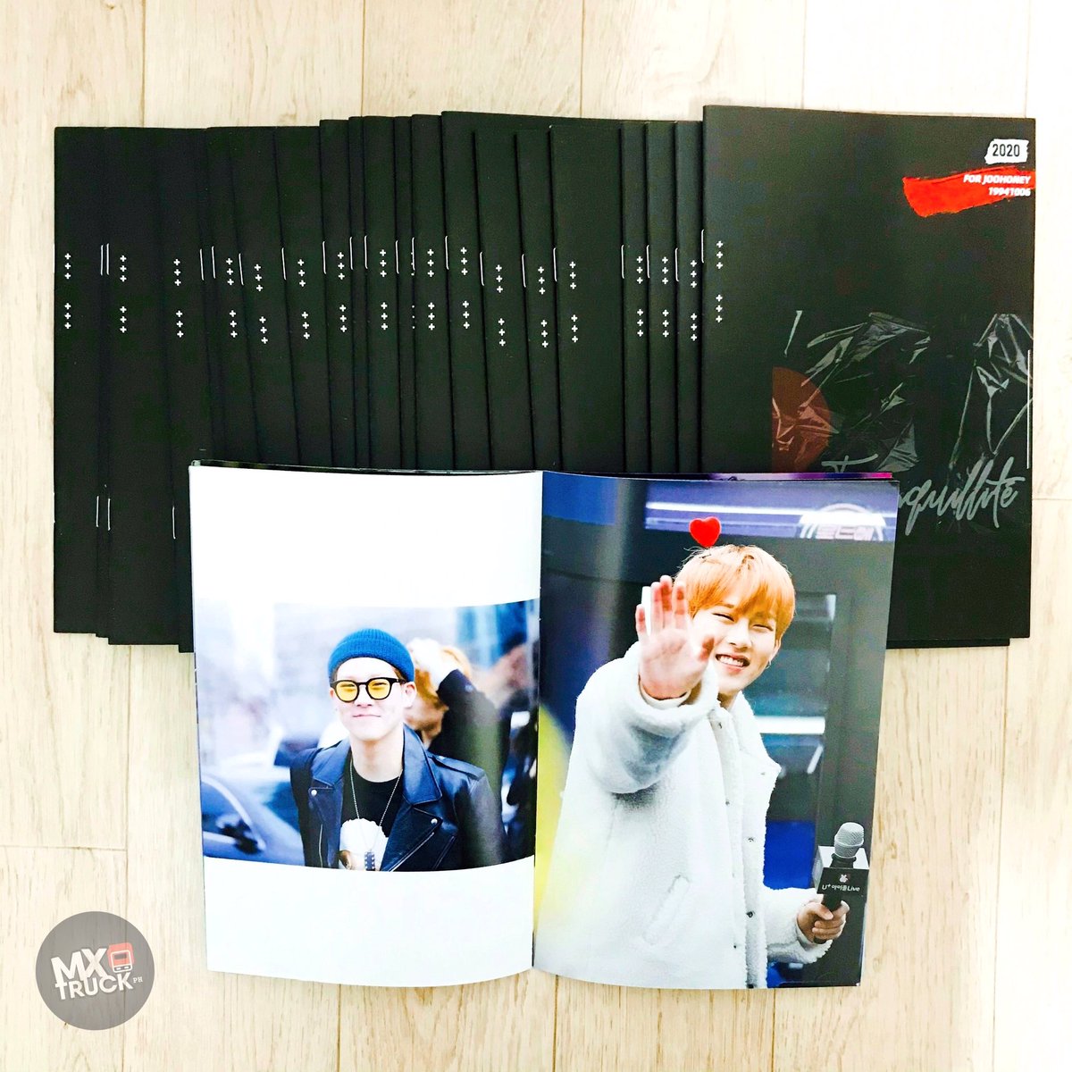 [#MXTPHUpdate] Received Joohoney’s Tranquillité mini photobooks from @ONANDON_1006! Thank you so much. 😇