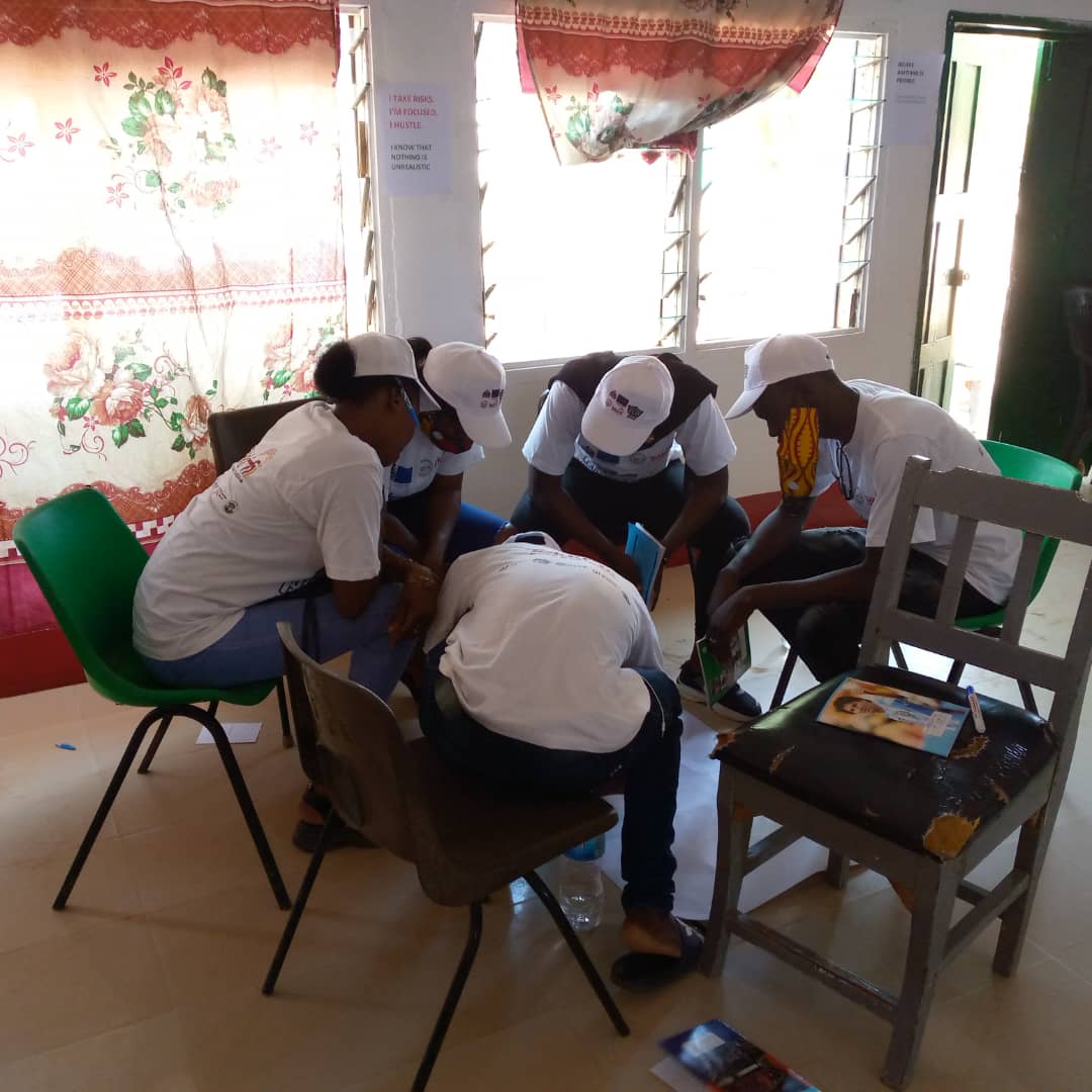 GYINGambia's tweet photo. At  #ELIT2020, Mbadibba Jammeh Cham took participants through business model canvas.
This year's #ELIT2020 organised by GYIN Gambia is supported by the “Make it in The Gambia-Tekki Fii projects implemented by @ITC_Gambia/@yepgambia, @imvf, @giz_gmbh &amp; funded by @European Union. https://t.co/NsxvkdvxJ2