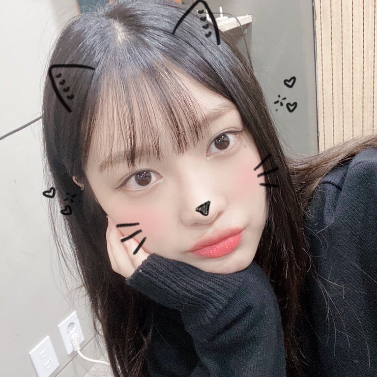 hi everyone! this is a new account dedicated to our precious miso, please help us with a follow &amp; fav/rt!!thank u, let's love miso and cats <3

#드림노트  #DREAMNOTE  #미소  #MISO ^^