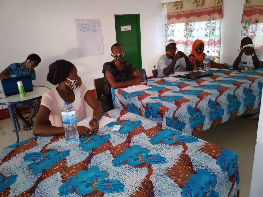 GYINGambia's tweet photo. Today's session at #ELIT2020, Modou NS Njie will be covering different topics on Agro-Marketing. 

#ELIT2020 is organised by GYIN Gambia with supported from  “Make it in The Gambia-Tekki Fii projects implemented by @ITC_Gambia/@yepgambia, @imvf, #GIZ &amp; funded by European Union https://t.co/vsEHjoOlmm