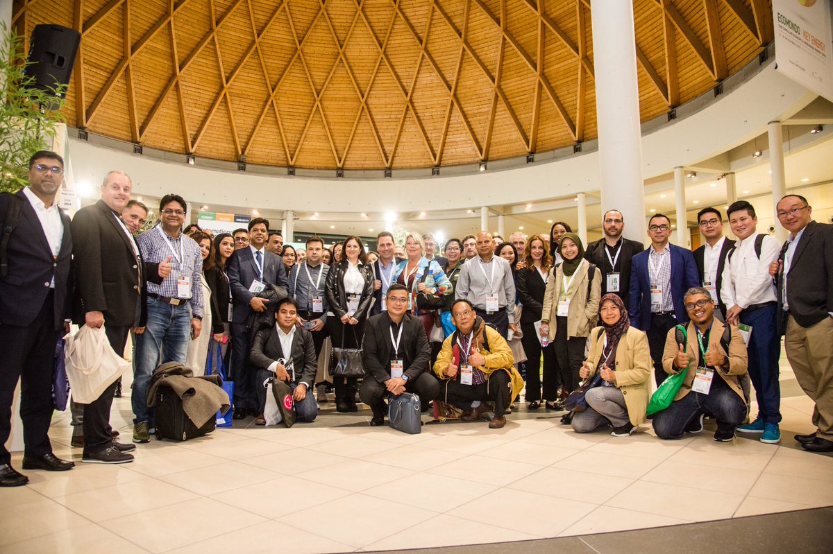 Ecomondo's tweet photo. 𝐃𝐈𝐆𝐈𝐓𝐀𝐋 𝐃𝐎𝐔𝐁𝐋𝐄 𝐆𝐑𝐄𝐄𝐍 𝐖𝐄𝐄𝐊 | 𝐇𝐨𝐰 𝐝𝐨𝐞𝐬 𝐢𝐭 𝐰𝐨𝐫𝐤?

Visiting #EcomondoDigitalEdition will be a safe and easy experience.

Register and request your access

🔴 https://t.co/dBOpL9VVlM 🔴

Welcome to Ecomondo's digital platform!

#IEGexpo @IEGexpo https://t.co/pKXwInCeti