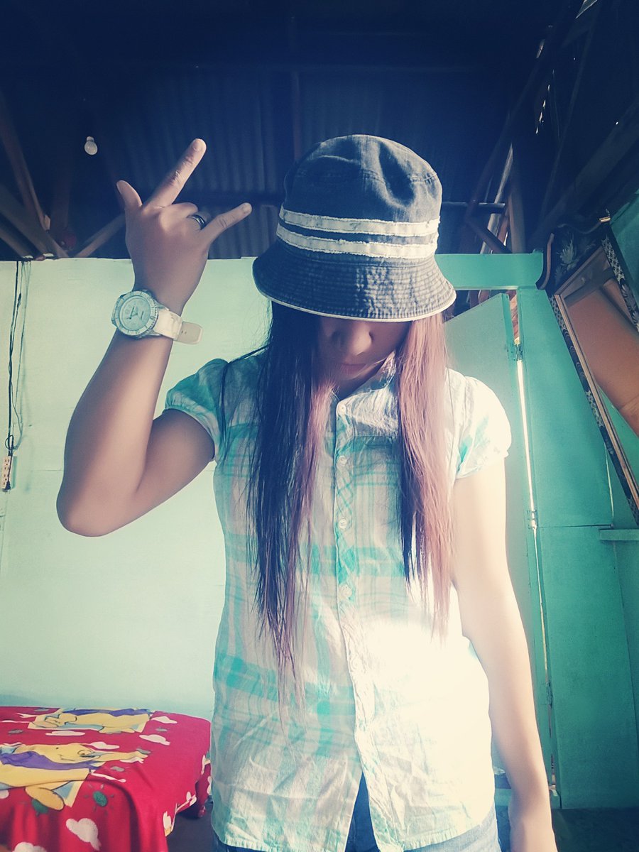 18lrk's tweet photo. Rockstar😳 https://t.co/rHh6RfaMy6