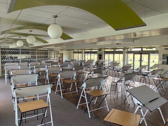 Take a look 👀

A collaboration between Kent Sport, KSAP, Timetabling and Estates!  

This enabled a socially distanced space to be created for KSAP’s drawing workshops. 

Thank you to all involved and thanks to Kent Sport for providing the much needed space! 👍🏼👏🏻