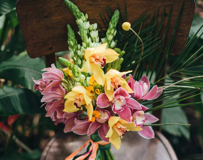 WeddingLocal's tweet image. As couples globally are facing the COVID-19 pandemic, taking the right actions and navigating this ever-evolving scenario is proving to be challenging for many.  Read this article here: ow.ly/2UWW50C5VKM

#weddingplanning #wedding #weddinginspiration