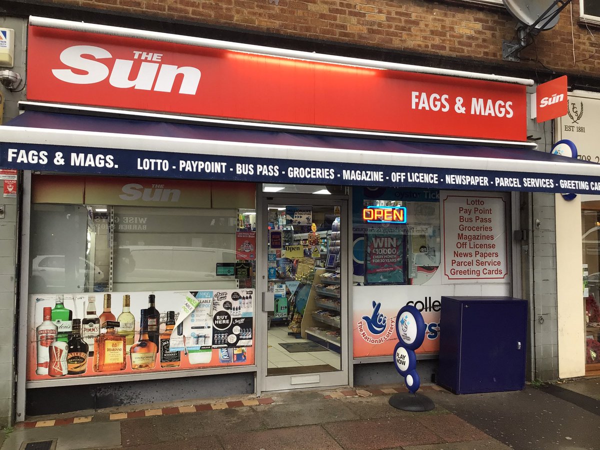 davehTheSun1's tweet photo. #fagsnMags #rm14 all’s set for #winners with @TheSun #BounceBackChallenge #bouncebackbritain @NewsUK_Retail https://t.co/jTaJIOWt2o