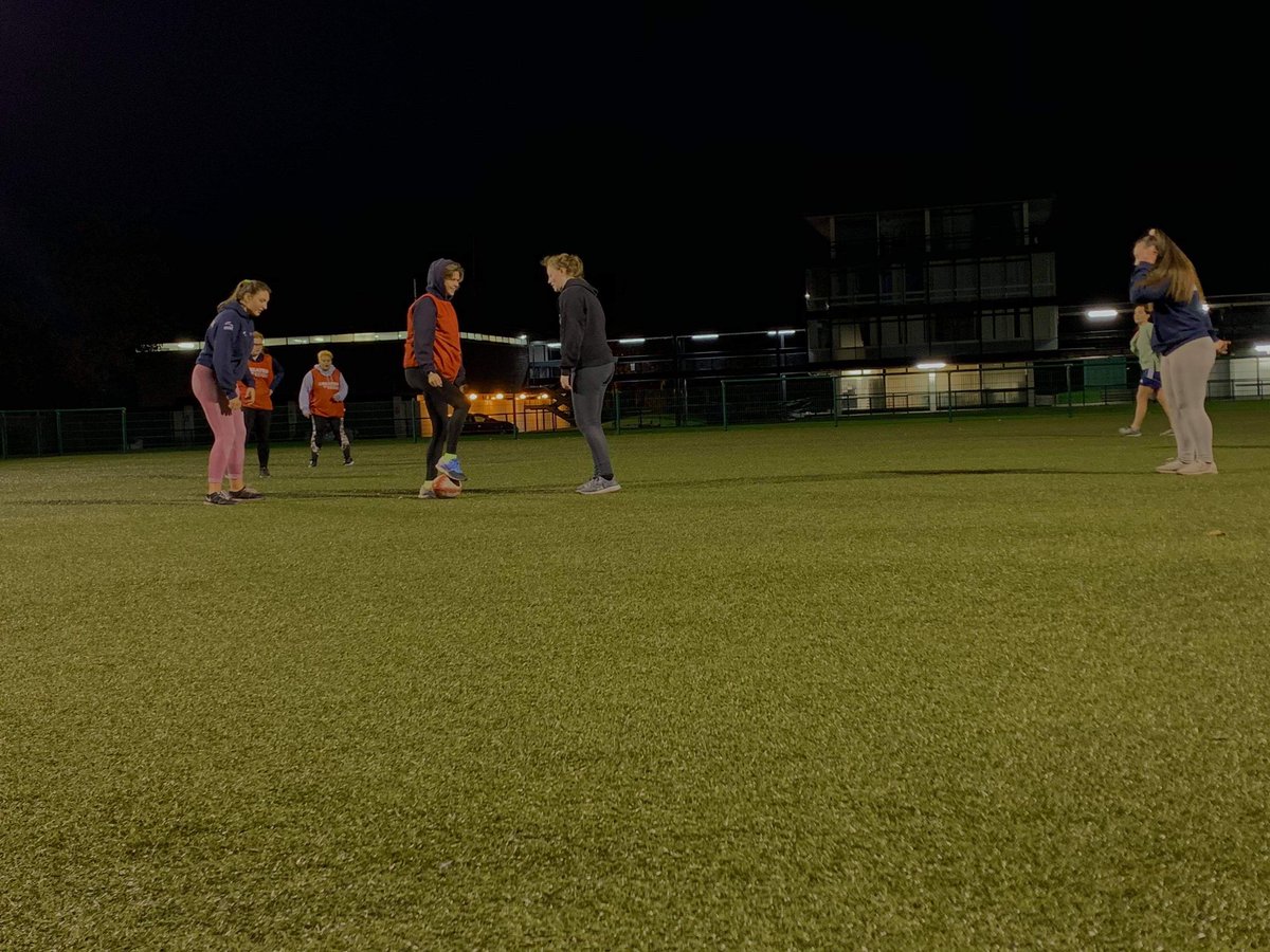 Our training sessions this week were successful! We focused on more passing, ruck work and then some dummies, followed by a fun touch game to incorporate it all🏉