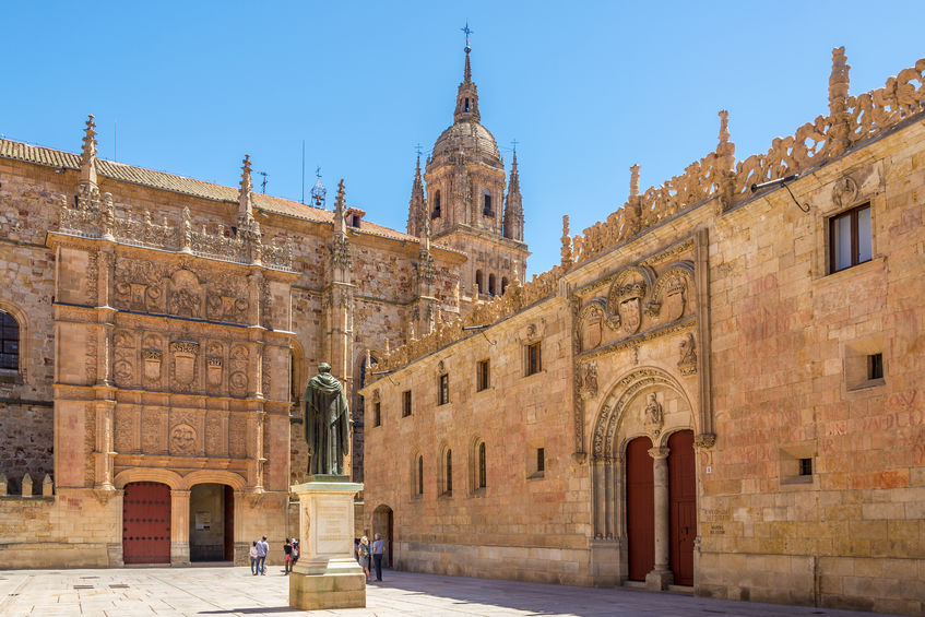 educacyl's tweet photo. La Junta de #CastillayLeón, CES y Universidad de Salamanca impulsan el Premio Internacional a los Derechos Humanos 'Escuela de #Salamanca' 
@cescyl @usal @jcyl 
https://t.co/fVO6wTBOvA https://t.co/IYsCQ7c1Fe