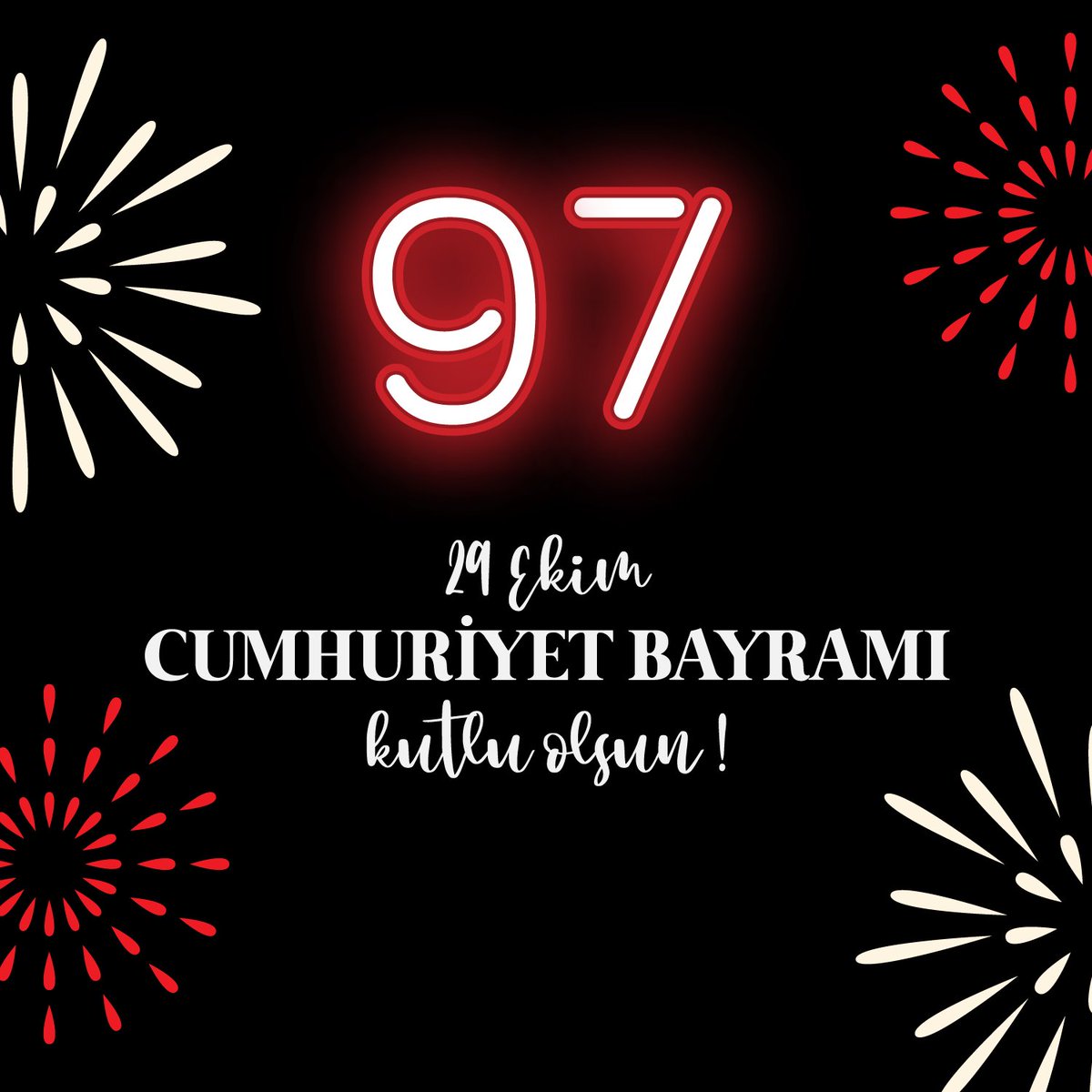 Ey yükselen yeni nesil, istikbal sizsiniz. Cumhuriyeti biz kurduk, onu yükseltecek ve yaşatacak sizsiniz." Mustafa Kemal Atatürk
Cumhuriyet Bayramımız Kutlu Olsun🇹🇷❤