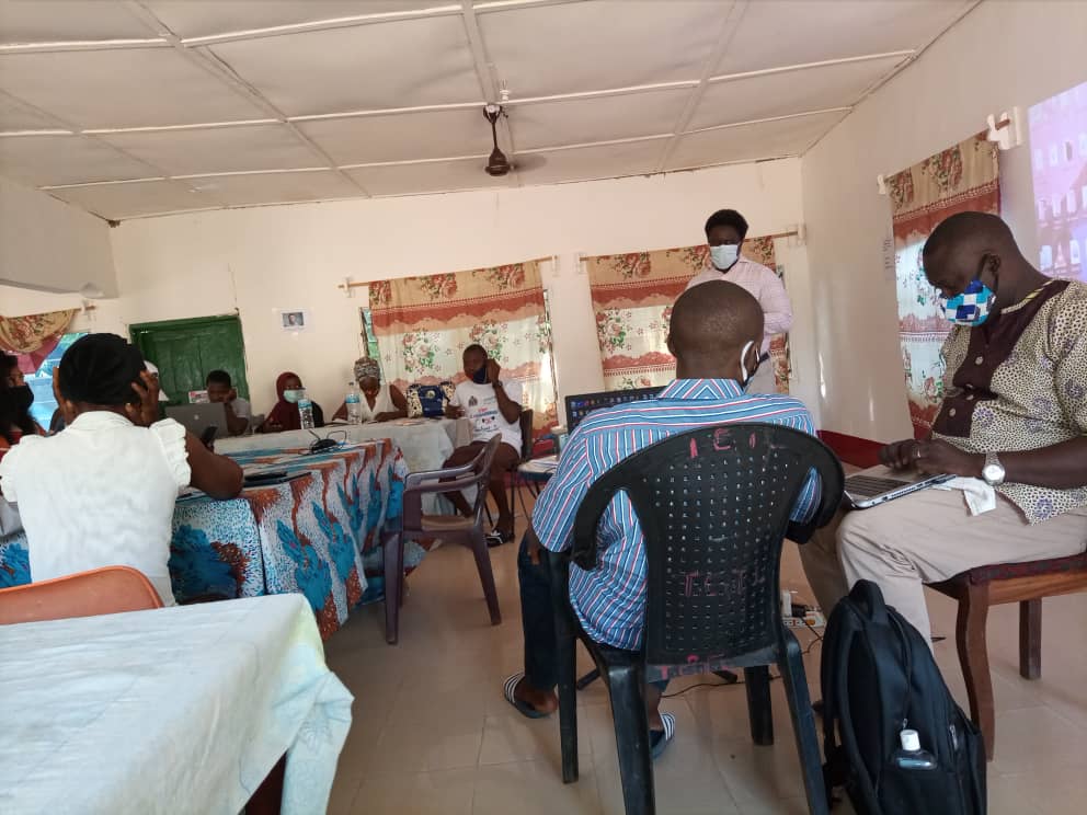 GYINGambia's tweet photo. Today's session at #ELIT2020, Patrick Mendy, Financial Specialist, delivering on Financial Education. 

#ELIT2020 organised by GYIN Gambia is supported by @TekkiFiiGambia Fii projects implemented by @ITC_Gambia/@yepgambia, @imvf, GIZ &amp; funded by the European Union https://t.co/jR4jzGjmVo