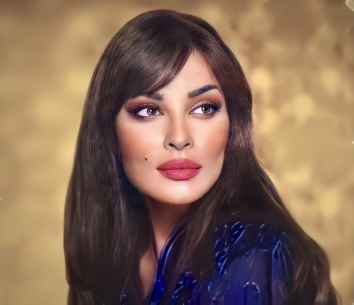 BeirutcomMag's tweet photo. نادين نجيم تنفعل وتجيب احد المتابعين بسبب تعليق على الصليب https://t.co/oXNTTA2s9a
#BeirutcomMag via @BeirutcomMag
@nadinenjeim #NNN #نادين_نجيم #nadinenjeim #نادين_نسيب_نجيم #بيروتكم
#musebynadine #musebyNNN #myfilter #instagram #filters https://t.co/5ADUoOu0ZB
