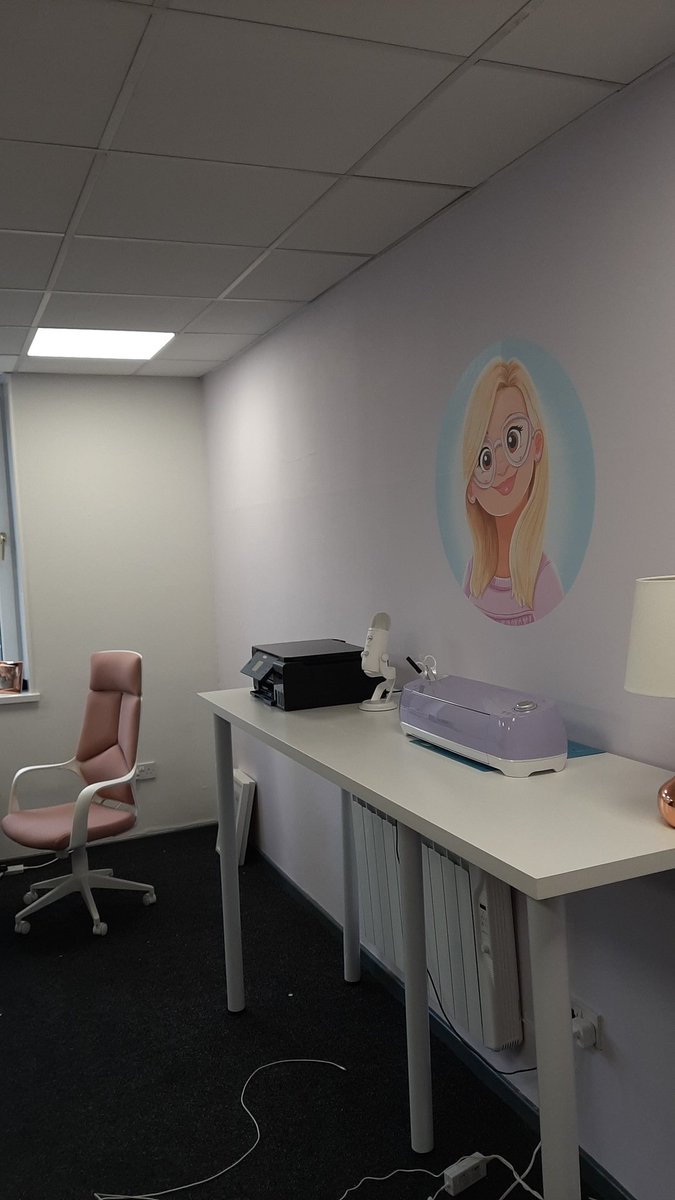 Saddleworth Business Centre tweet media