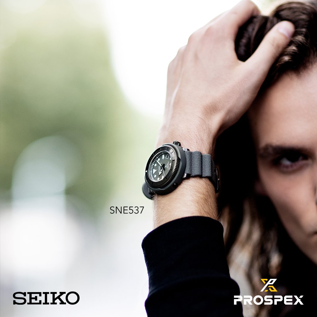 SeikoPH's tweet photo. Whether you’re a city dweller or nature lover, this daily-wear timepiece will always find its way to your wrist. You can even be a pirate and look darn phenomenal in #SNE537.

SRP: P20,500
SHOP NOW: https://t.co/iVueJrjkdO

For inquiries kindly send us a message. 
#Seiko #SeikoPH https://t.co/nStxJZdZHa