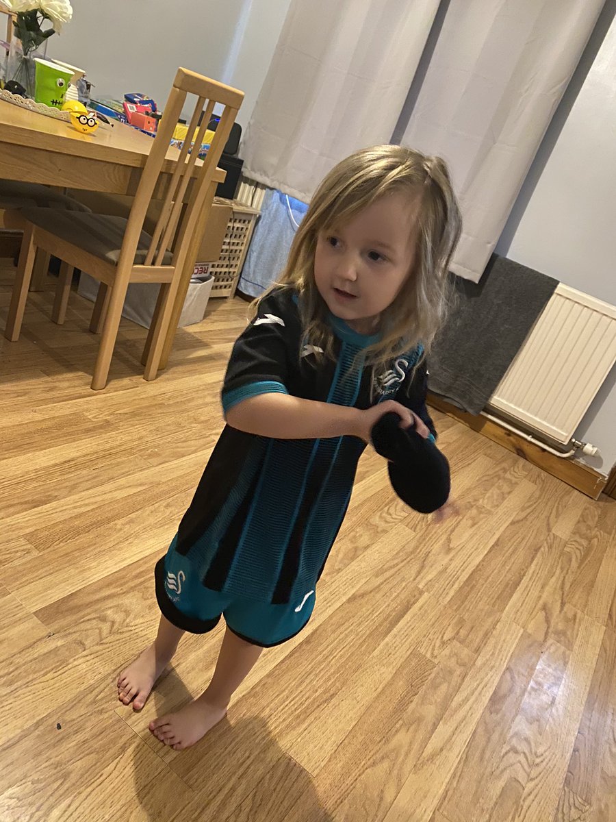 DanSlim83's tweet photo. Great fun #HuddleAtHome session with Mila this morning!
She loves the Huddle sessions with @YstradFCJuniors as she gets in to the beautiful game! 💙
Thank you @FAWTrust for putting on the session 👌🏻 https://t.co/ScUyzEScbW