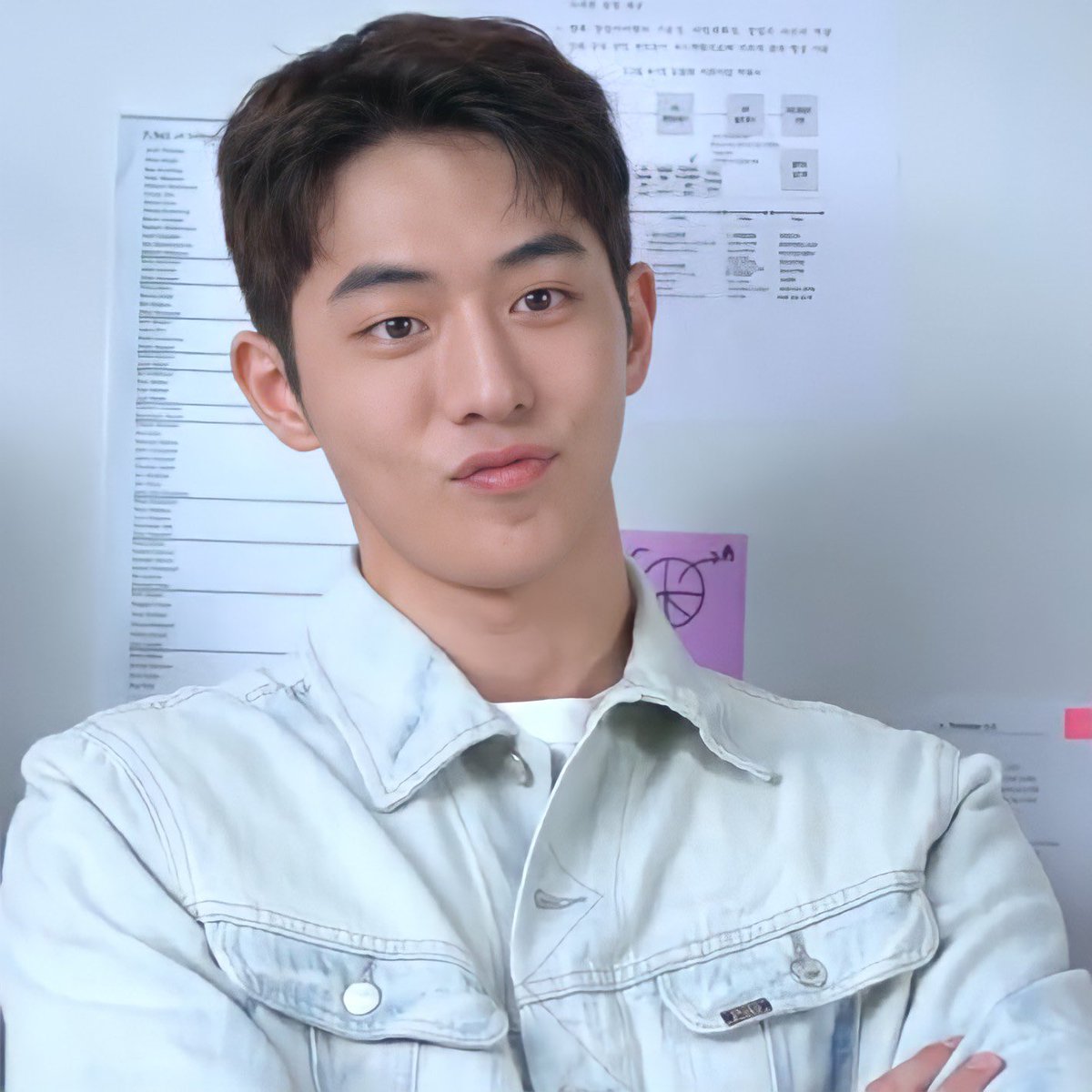 markgeronimo_'s tweet photo. SIR???? THAT’S ILLEGAL. https://t.co/QYjlwRoOkq