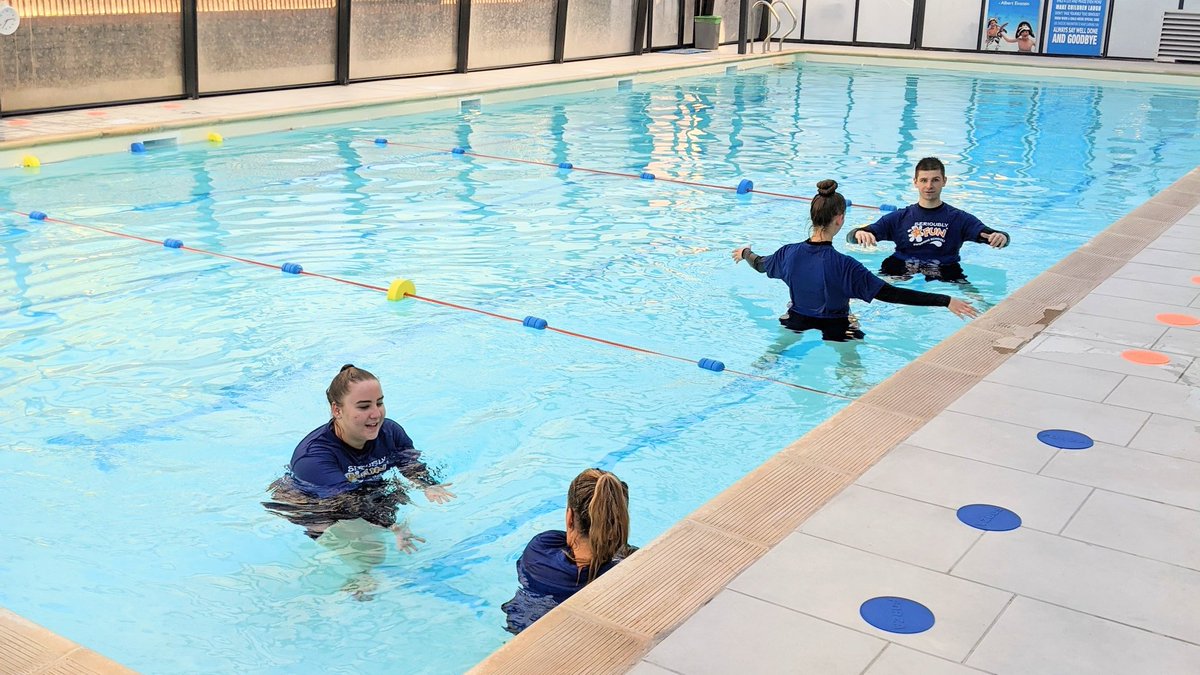 💦 👫👫 Really great first day of teacher training at Thorpe House today! 😊 Thanks to all the parents &amp; children who came for a lesson this afternoon, we really appreciate your help! 🙏 Join our team &amp; help us make a difference to even more children... seriouslyfun.net/swimming-teach…