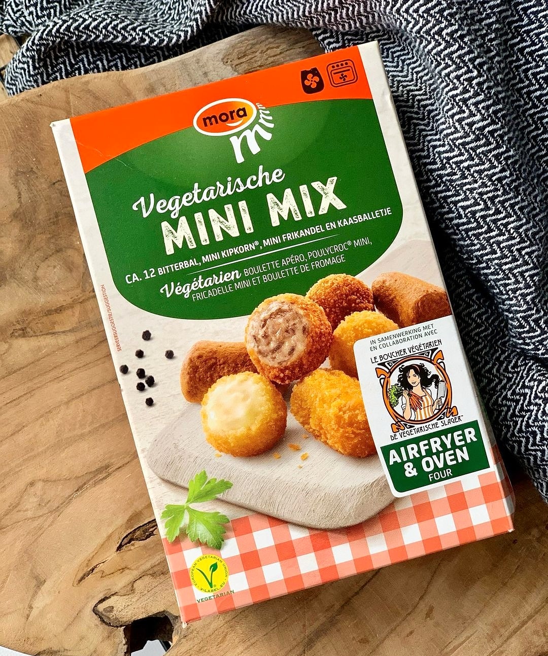 De Vegetarische Slager on Twitter: "NIEUW ✨ De Vegetarische Mini Mix in  samenwerking met Mora! Een variatie van Neerlands snackiconen, een hapje  kleiner gemaakt en nu tezamen in één verpacking. Spot 'mmm