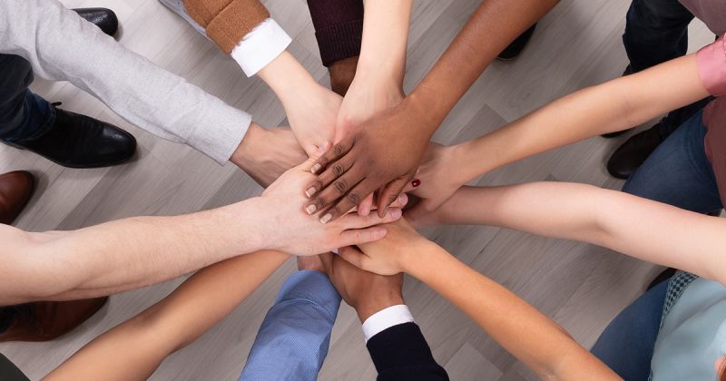 GravotechNA's tweet photo. We share a rich history made of interactions, cultures and personalities.
We are experts in our fields.
Our ability to reinvent ourselves and our commitment are our key strengths.
With One Brand, we are one team, together building our future.
Together, we are Gravotech! https://t.co/fp7xlxKiH0