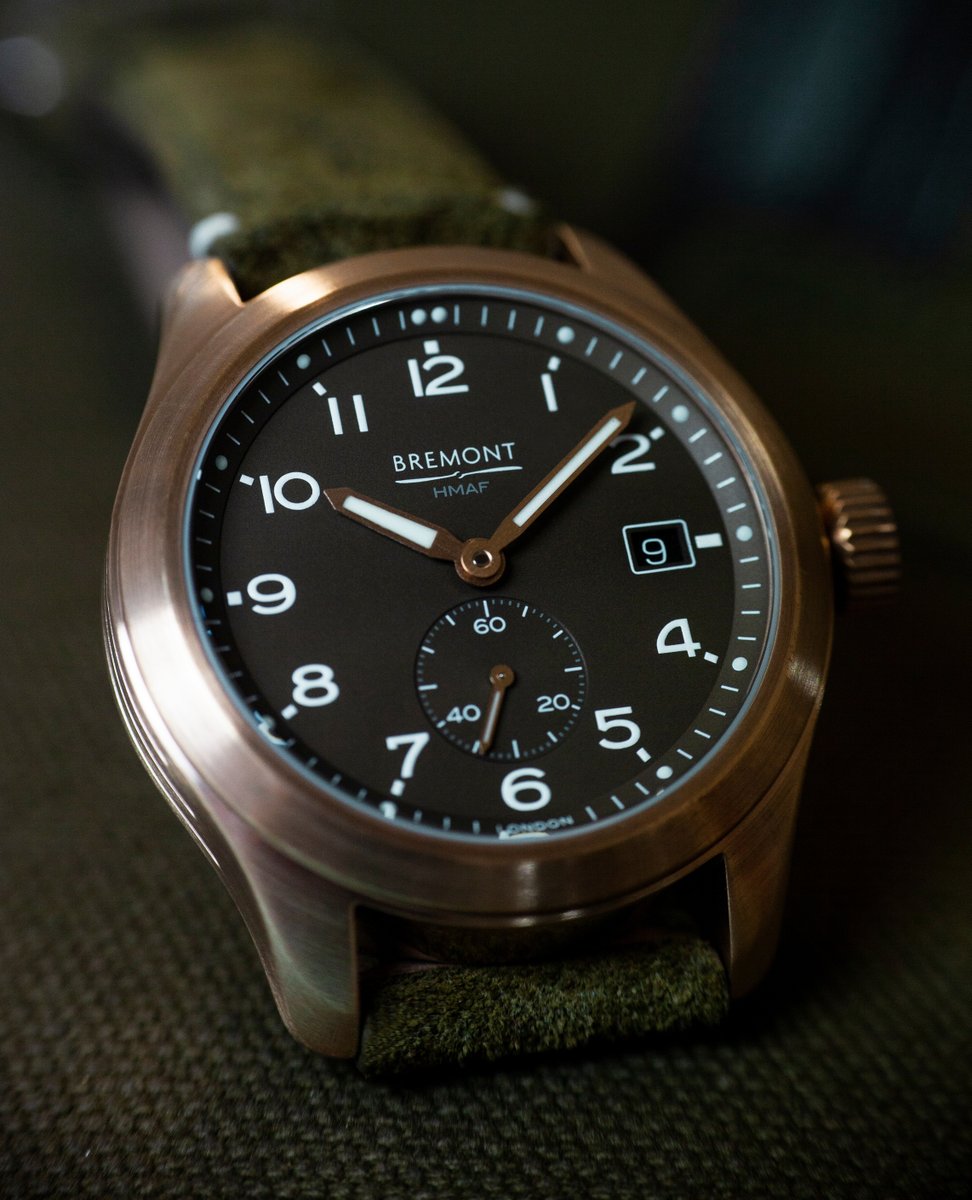 What are the tech specs of the new Bremont Broadsword Bronze?

• CuSn8 #bronze 40mm case
• Sub-seconds hand at 6H
• Multiple layers of luminous paint on the dial and hands
• Chronometer rated BE-95-2AV movement
• 38 hour power reserve

bit.ly/37LCrFI