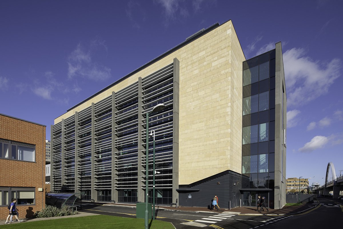 GFTomlinson's tweet image. Our project - The @UniofNottingham Biodiscovery Institute - has won the Commercial Development of the Year at the 2020 @BLMEastMidlands BRICKS Awards, it was chosen due to the institute’s positive lasting research benefits. 

Congratulations to the project team.