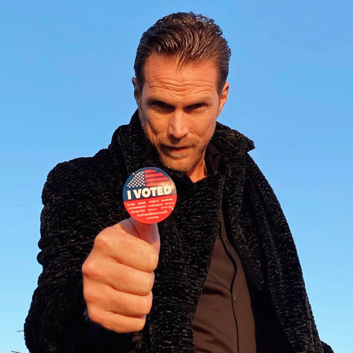 Jason Lewis tweet media