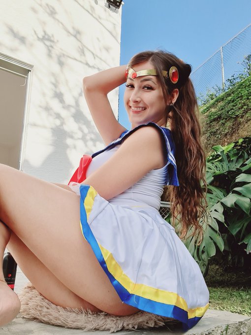 🌸  https://t.co/Z2hprOeOe2  Sexy Nurse or Sailor Moon? Suscribe NOW to get all my uncensored content