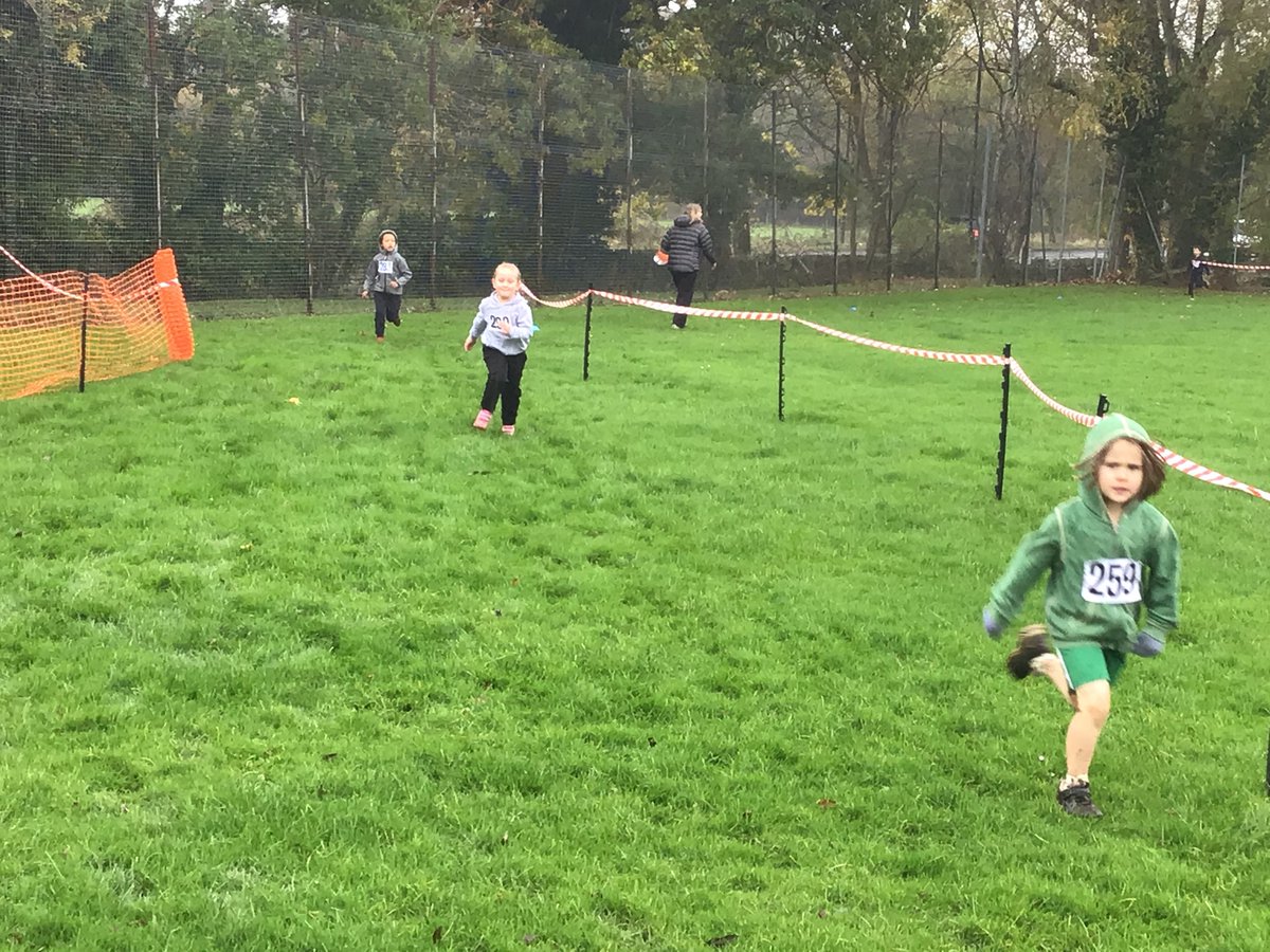 SaltergateSchs's tweet photo. Wow what a fantastic effort by all the Infant children today in our Cross Country Event. All the children did incredibly well despite the rain and loved getting muddy! Thank you to all our volunteers from school as well as @HarrogateSSP and @htafccf. #crosscountry #classbubbles https://t.co/mCXlhqQNzj