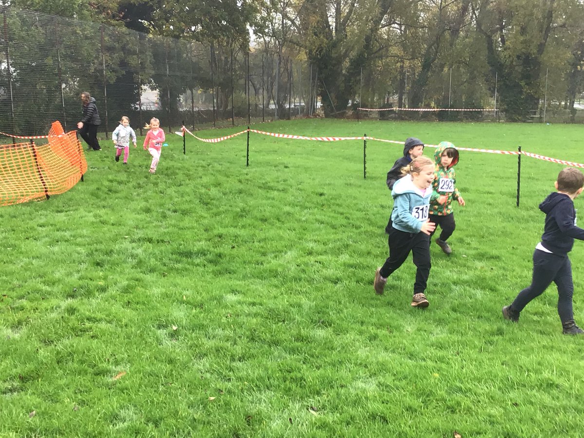 SaltergateSchs's tweet photo. Wow what a fantastic effort by all the Infant children today in our Cross Country Event. All the children did incredibly well despite the rain and loved getting muddy! Thank you to all our volunteers from school as well as @HarrogateSSP and @htafccf. #crosscountry #classbubbles https://t.co/mCXlhqQNzj