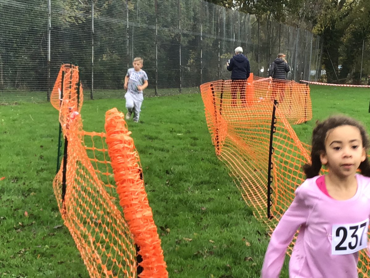 SaltergateSchs's tweet photo. Wow what a fantastic effort by all the Infant children today in our Cross Country Event. All the children did incredibly well despite the rain and loved getting muddy! Thank you to all our volunteers from school as well as @HarrogateSSP and @htafccf. #crosscountry #classbubbles https://t.co/mCXlhqQNzj