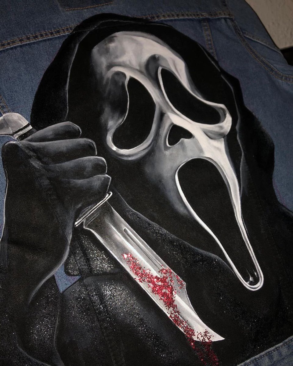 JacquardProduct's tweet photo. Adam Bucci is using #JacquardPaints on denim to get his friends into the Halloween spirit. What spooky project are you working on this week? 🎃
.
.
#halloween #slimer #scream #ghostbusters #iknowwhatyoudidlastsummer #gismo #gremlins #michaelmyers #handpainteddenim https://t.co/xzKjkYaw9t