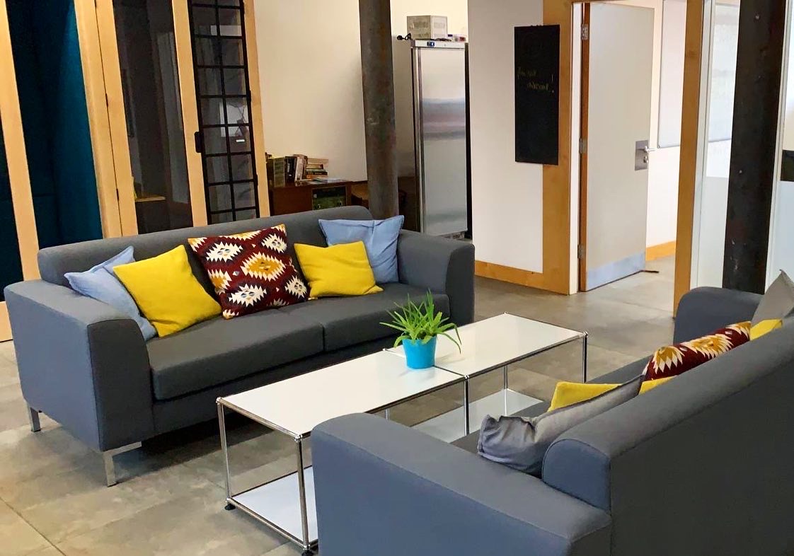 Castleton_Mill's tweet image. Exciting news! We now have our flexi-workspace available for anyone who wants to pay by the day! It's only £9 so if you need somewhere to work 9-5 on Monday-Friday then give us a ring or drop us a message beforehand to check we have space!