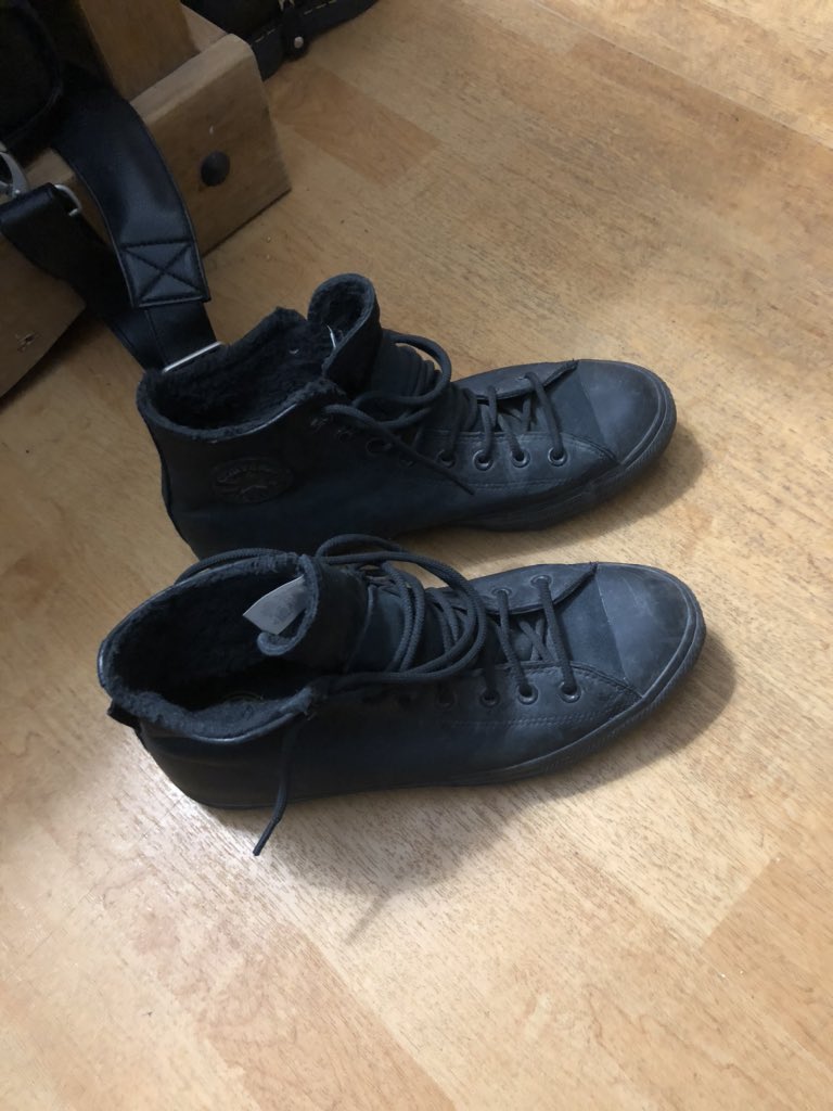 cultreason's tweet photo. @RoughChopOttawa Wore these (goretex winter converse) last winter as my bike shoes and they were awesome... https://t.co/EpruSDbuIT