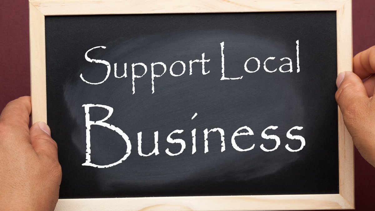 peopleCare_ca's tweet photo. Couldn’t every week be #SBW2020? Our frontline #HCWs have been so touched by the ongoing support from local small biz owners in our communities. Join us in thanking them as a customer! #shoplocal #OntarioSpirit
@berryonline @Kathryn_McGarry @meaford @ldnontmayor
@OxfordCounty https://t.co/O5di4HZzgX